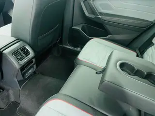 Volkswagen Tiguan L 2022 330TSI Transmission automatique à deux roues motrices R-Line Version flagship intérieur photo 11