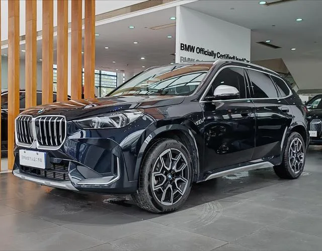 BMW X1 2023 sDrive25Li X Traje de diseño exterior foto 1 BMW X1 2023 sDrive25Li X Traje de diseño exterior foto 1