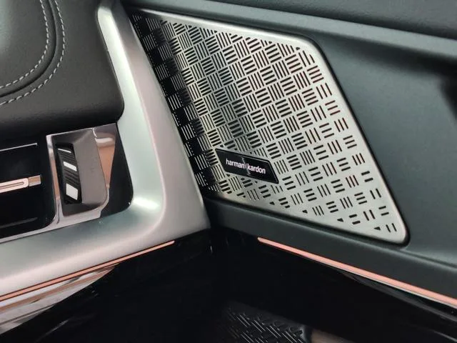 BMW X1 2023 sDrive25Li X Traje de diseño interior foto 9 BMW X1 2023 sDrive25Li X Traje de diseño interior foto 9