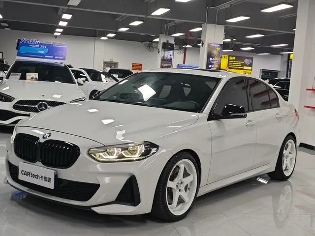 BMW 1 Series 2021 125i M Sports Obsidian Night Edition exterior photo 1 BMW 1 Series 2021 125i M Sports Obsidian Night Edition exterior photo 1