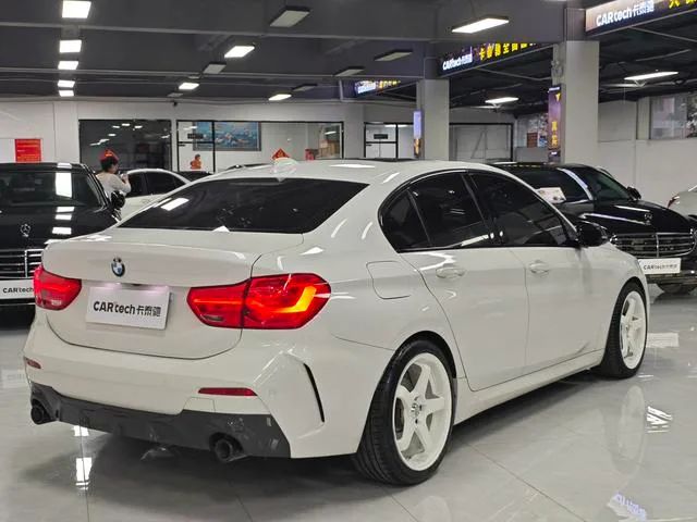 BMW 1 Series 2021 125i M Sports Obsidian Night Edition exterior photo 4 BMW 1 Series 2021 125i M Sports Obsidian Night Edition exterior photo 4