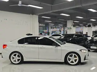 BMW 1 Series 2021 125i M Sports Obsidian Night Edition exterior photo 6 BMW 1 Series 2021 125i M Sports Obsidian Night Edition exterior photo 6