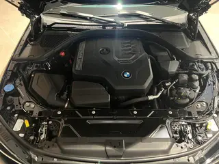 BMW 3 Series 2025 330Li M Set de nuit de sport extérieur photo 5