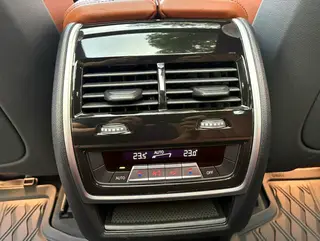 BMW X5 2022 xDrive40i Premium Class M Sports suit interior photo 11 BMW X5 2022 xDrive40i Premium Class M Sports suit interior photo 11