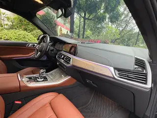 BMW X5 2022 xDrive40i Premium Class M Sports suit interior photo 13 BMW X5 2022 xDrive40i Premium Class M Sports suit interior photo 13
