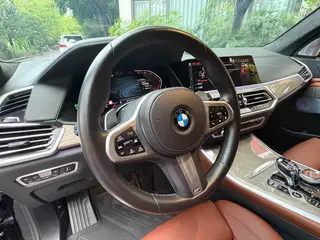 BMW X5 2022 xDrive40i Premium Class M Sports suit interior photo 16 BMW X5 2022 xDrive40i Premium Class M Sports suit interior photo 16