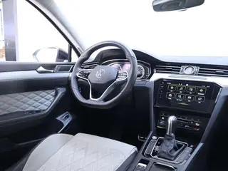 Volkswagen Magotan 2023 200 Ten thousand commemorative edition 330TSI DSG Luxury type interior photo 15