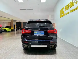 BMW X3 2022 xDrive25i M Conjunto deportivo exterior foto 6