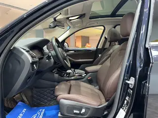 BMW X3 2022 xDrive25i M Conjunto deportivo interior foto 18