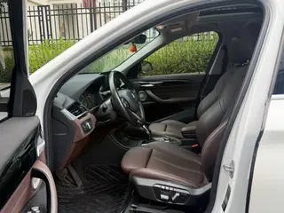 BMW X1 2020 sDrive20Li Style tendance intérieur photo 6 BMW X1 2020 sDrive20Li Style tendance intérieur photo 6