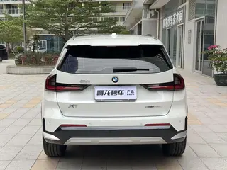 BMW X1 2023 sDrive25Li X Traje de diseño exterior foto 7 BMW X1 2023 sDrive25Li X Traje de diseño exterior foto 7