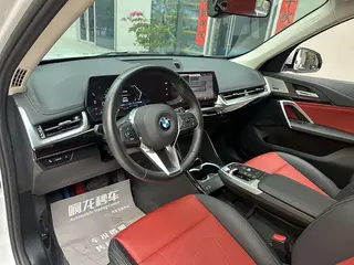 BMW X1 2023 sDrive25Li X Traje de diseño exterior foto 10 BMW X1 2023 sDrive25Li X Traje de diseño exterior foto 10