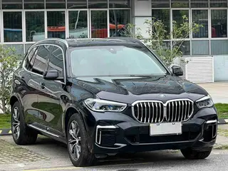 BMW X5 2022 Reforma xDrive 30Li Tipo de lujo M Conjunto deportivo exterior foto 2 BMW X5 2022 Reforma xDrive 30Li Tipo de lujo M Conjunto deportivo exterior foto 2