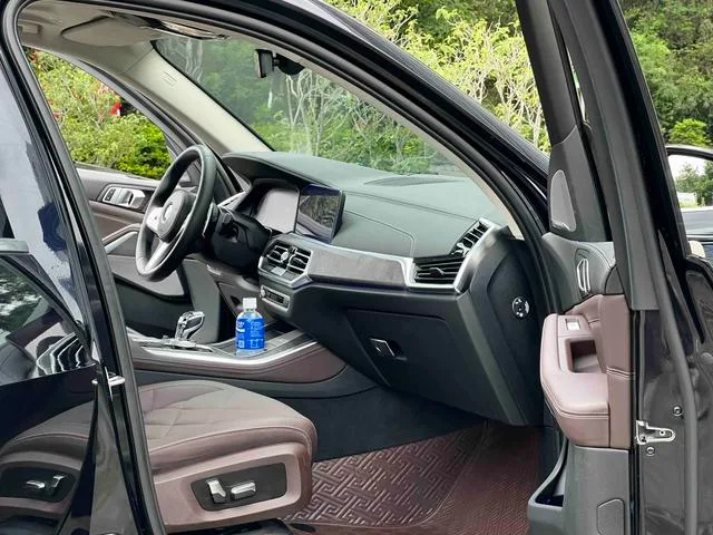 BMW X5 2022 Reforma xDrive 30Li Tipo de lujo M Conjunto deportivo interior foto 14 BMW X5 2022 Reforma xDrive 30Li Tipo de lujo M Conjunto deportivo interior foto 14