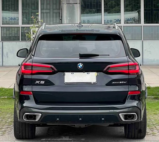 BMW X5 2022 Reforma xDrive 30Li Tipo de lujo M Conjunto deportivo interior foto 20 BMW X5 2022 Reforma xDrive 30Li Tipo de lujo M Conjunto deportivo interior foto 20