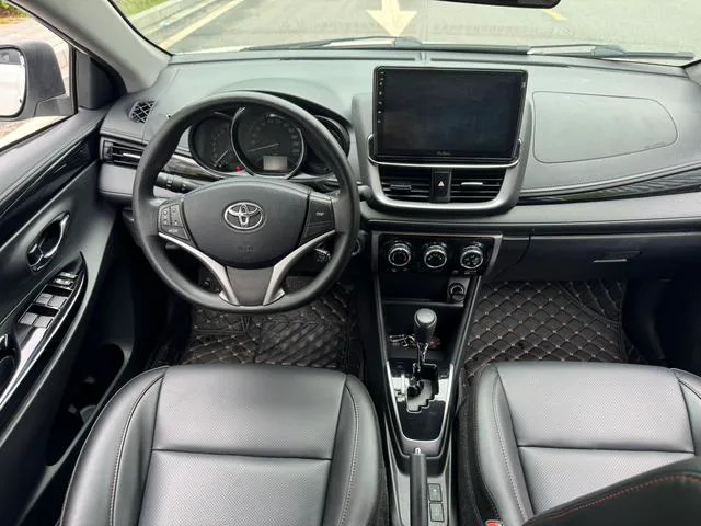 Toyota Yaris L 2022 Charmant X 1.5L CVT Luxe PLUS Version intérieur photo 12