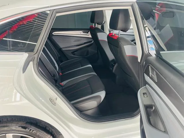 Volkswagen Lamando 2024 Lamando L 280TSI DSG Versión picante interior foto 12 Volkswagen Lamando 2024 Lamando L 280TSI DSG Versión picante interior foto 12
