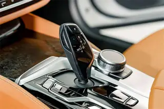 BMW 6 Series GT 2022 630i M Sports suit interior photo 17