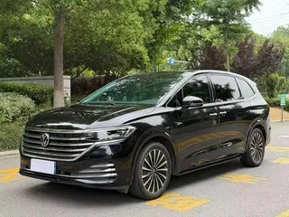 Volkswagen Viloran 2023 380TSI Premium Edition