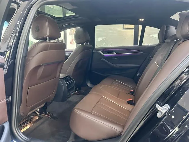 BMW 5 Series 2022 530Li Лидирующий M Спортивный костюм экстерьер фото 7