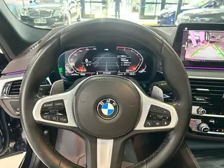 BMW 5 Series 2022 530Li Лидирующий M Спортивный костюм интерьер фото 11