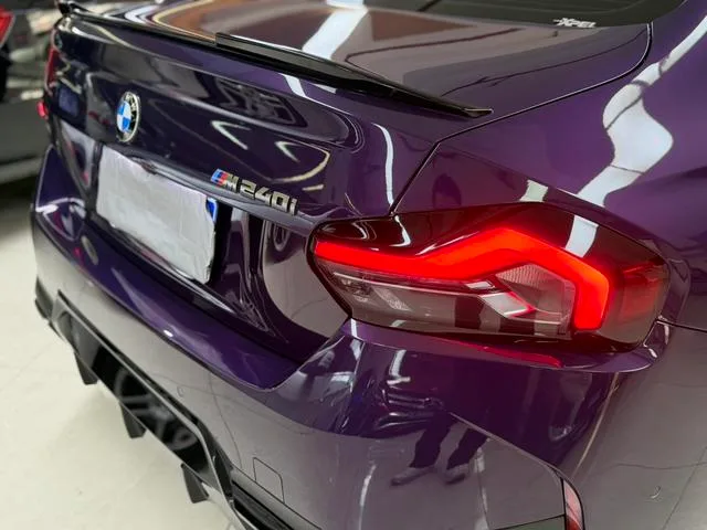 BMW 2 Series 2023 M240i Coupe interior photo 10 BMW 2 Series 2023 M240i Coupe interior photo 10