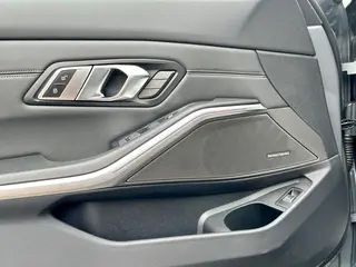 BMW M3 2023 M3 Berline quatre portes M xDrive Version Thunder intérieur photo 15 BMW M3 2023 M3 Berline quatre portes M xDrive Version Thunder intérieur photo 15