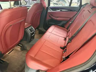 BMW X3 2022 Модификация xDrive25i M Спортивный костюм интерьер фото 10 BMW X3 2022 Модификация xDrive25i M Спортивный костюм интерьер фото 10