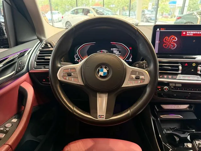 BMW X3 2022 Модификация xDrive25i M Спортивный костюм интерьер фото 15 BMW X3 2022 Модификация xDrive25i M Спортивный костюм интерьер фото 15