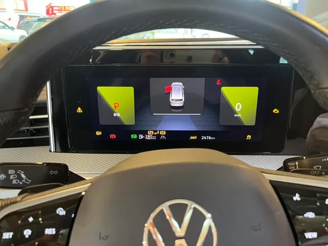 Volkswagen Tavendor 2023 380TSI Tracción a las cuatro ruedas R-Line Versión de desfile exterior foto 4