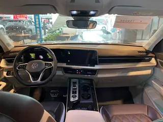 Volkswagen Tavendor 2023 380TSI Tracción a las cuatro ruedas R-Line Versión de desfile interior foto 7