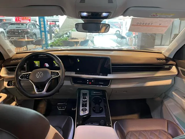 Volkswagen Tavendor 2023 380TSI Tracción a las cuatro ruedas R-Line Versión de desfile interior foto 7