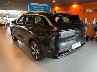 Volkswagen Tavendor 2023 380TSI Tracción a las cuatro ruedas R-Line Versión de desfile interior foto 8