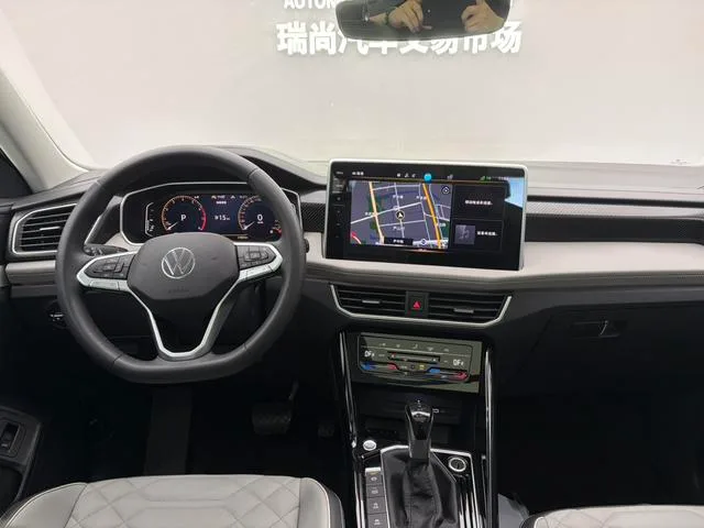 Volkswagen Tayron 2023 300TSI Двухприводный люкс Plus Расширенная версия интерьер фото 12 Volkswagen Tayron 2023 300TSI Двухприводный люкс Plus Расширенная версия интерьер фото 12