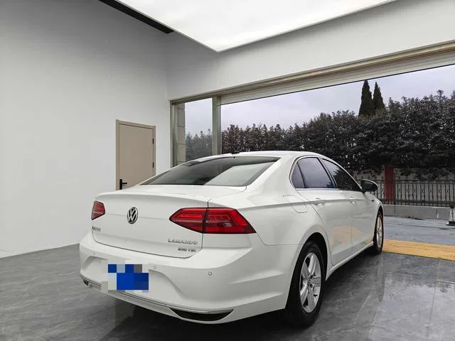 Volkswagen Lamando 2021 230TSI DSG Fashion Edition exterior photo 3 Volkswagen Lamando 2021 230TSI DSG Fashion Edition exterior photo 3
