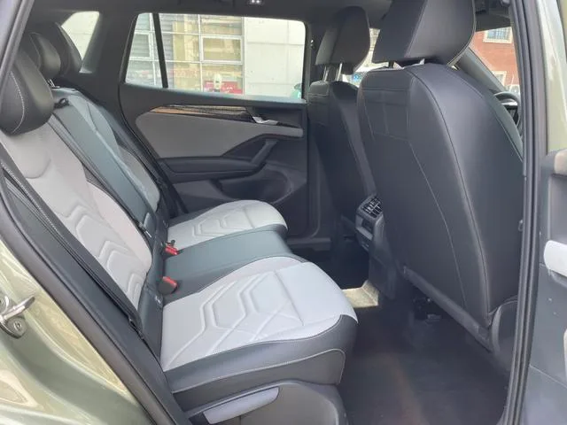 Volkswagen Tayron 2025 Tayron L 380TSI Lujo con tracción en las cuatro ruedas Easy Bolsa interior foto 10 Volkswagen Tayron 2025 Tayron L 380TSI Lujo con tracción en las cuatro ruedas Easy Bolsa interior foto 10