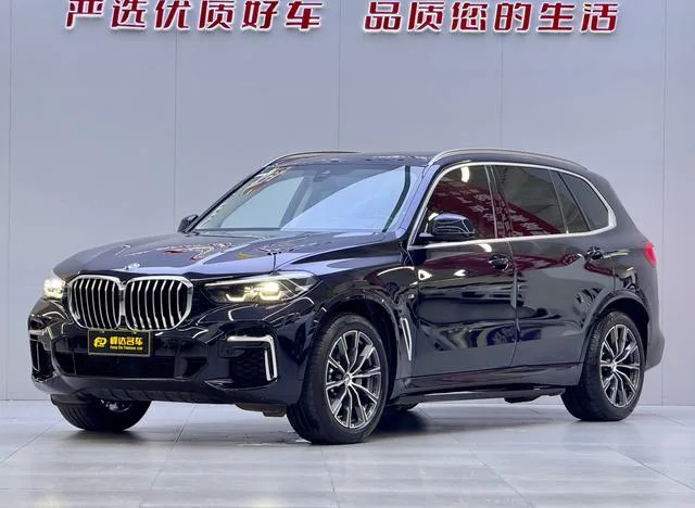 BMW X5 2022 xDrive 30Li M Conjunto deportivo exterior foto 1 BMW X5 2022 xDrive 30Li M Conjunto deportivo exterior foto 1