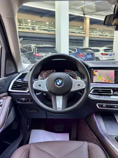 BMW X5 2022 xDrive 30Li M Conjunto deportivo interior foto 8 BMW X5 2022 xDrive 30Li M Conjunto deportivo interior foto 8