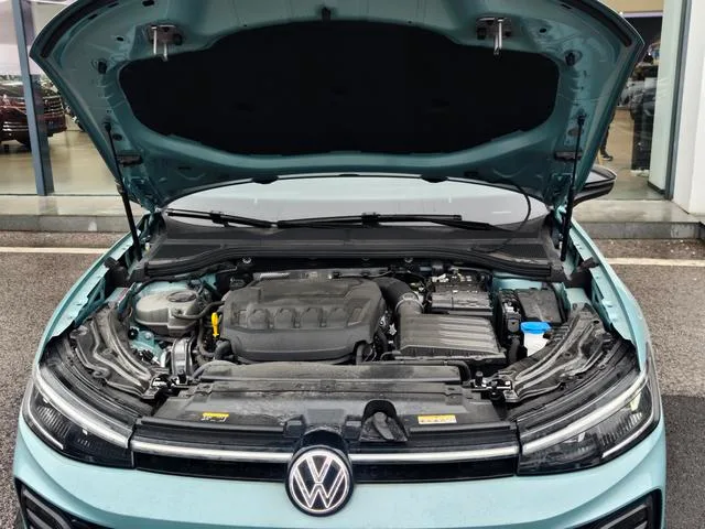Volkswagen Passat 2025 Pro 380TSI Edición Starry Sky Dragon Zun interior foto 7