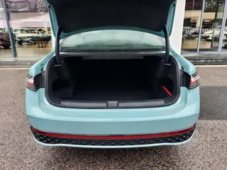 Volkswagen Passat 2025 Pro 380TSI Edición Starry Sky Dragon Zun interior foto 10