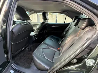 Toyota Camry 2021 2.0G Version de luxe intérieur photo 6 Toyota Camry 2021 2.0G Version de luxe intérieur photo 6