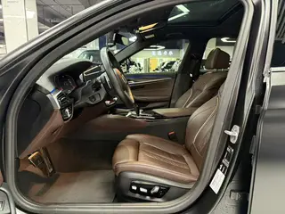 BMW 5 Series 2022 Reforma 540i Edición de moda M Conjunto deportivo exterior foto 4 BMW 5 Series 2022 Reforma 540i Edición de moda M Conjunto deportivo exterior foto 4