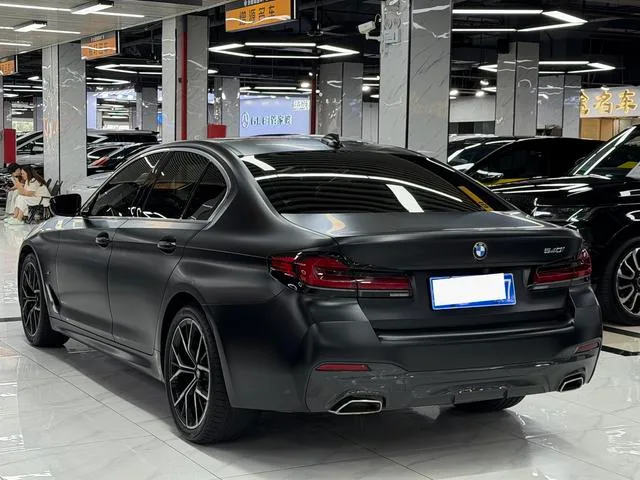 BMW 5 Series 2022 Reforma 540i Edición de moda M Conjunto deportivo exterior foto 7 BMW 5 Series 2022 Reforma 540i Edición de moda M Conjunto deportivo exterior foto 7