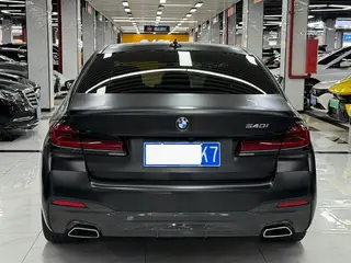 BMW 5 Series 2022 Reforma 540i Edición de moda M Conjunto deportivo interior foto 8 BMW 5 Series 2022 Reforma 540i Edición de moda M Conjunto deportivo interior foto 8