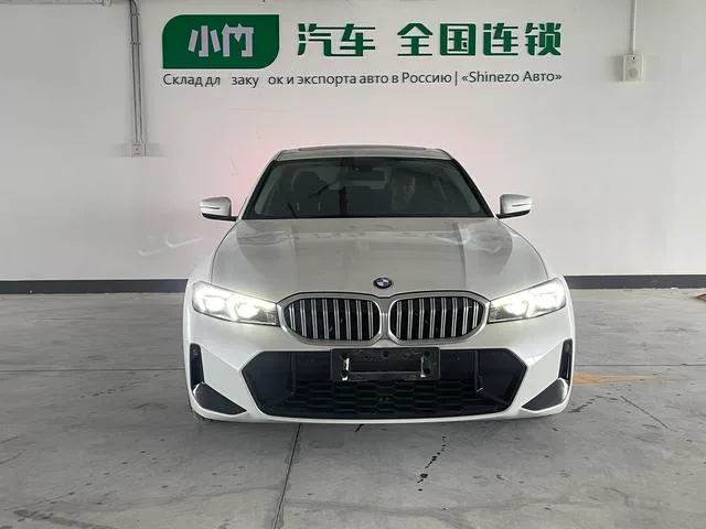 BMW 3 Series 2023 320Li M Conjunto deportivo exterior foto 2 BMW 3 Series 2023 320Li M Conjunto deportivo exterior foto 2