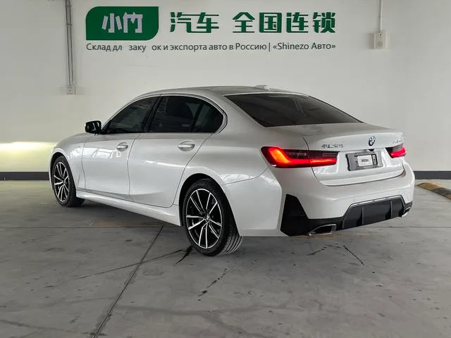 BMW 3 Series 2023 320Li M Conjunto deportivo exterior foto 3 BMW 3 Series 2023 320Li M Conjunto deportivo exterior foto 3
