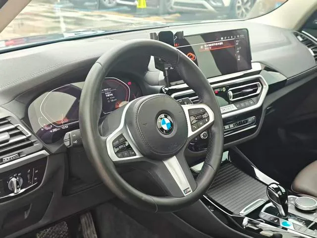 BMW X3 2022 xDrive25i M Conjunto deportivo interior foto 14 BMW X3 2022 xDrive25i M Conjunto deportivo interior foto 14