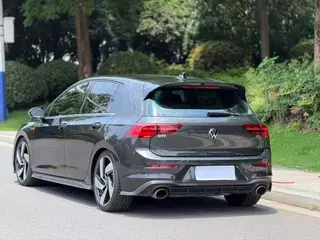 Volkswagen Golf GTI 2023 380TSI DSG GTI extérieur photo 3