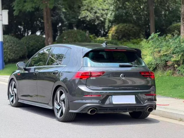 Volkswagen Golf GTI 2023 380TSI DSG GTI extérieur photo 3