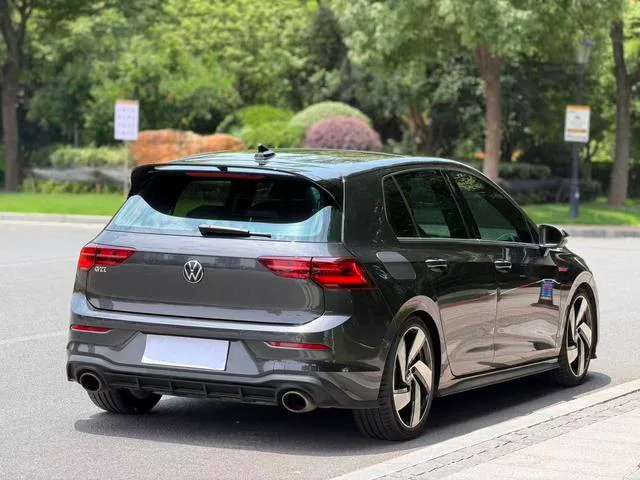 Volkswagen Golf GTI 2023 380TSI DSG GTI extérieur photo 5